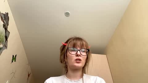 Evia online show from March 21, 8:19 am