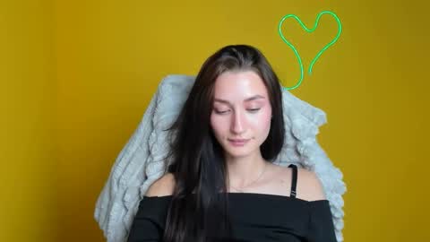 Taya online show from November 5, 12:10 pm