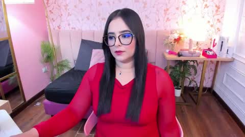 Taylor Bennet online show from February 9, 12:40 pm