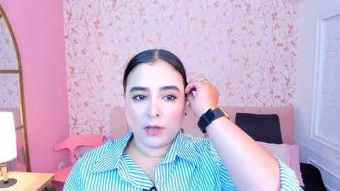 Taylor Bennet online show from April 2, 11:51 am