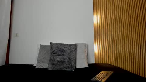 Taylor online show from September 15, 8:05 pm