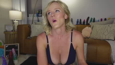 Taylor --  online show from September 16, 10:23 am