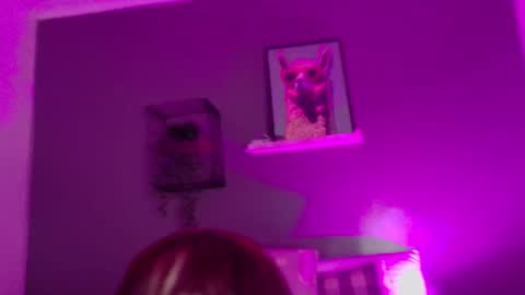 TAYLOR  online show from November 18, 11:44 am