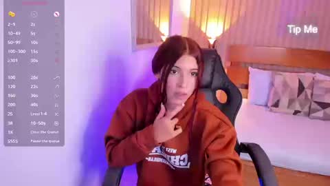 B A B I online show from September 24, 7:57 pm