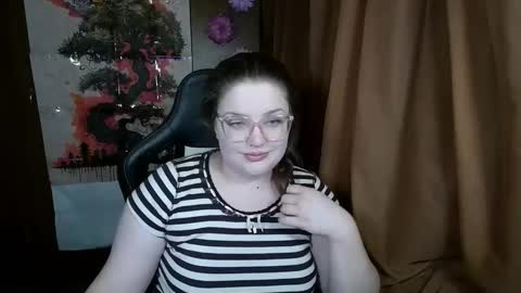 Teasing Dora online show from April 25, 2:25 am