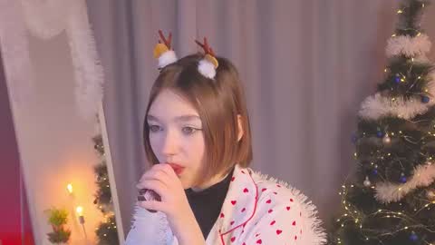 all me precious   online show from December 22, 5:10 am