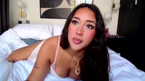 Telea Evans online show from October 15, 2:36 am