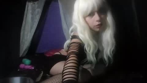temptedbrat online show from May 16, 6:38 am