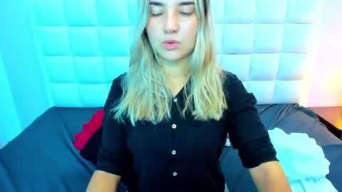 Teresa online show from March 7, 3:28 pm