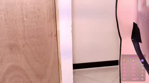 Terra Elowen online show from October 15, 11:13 am