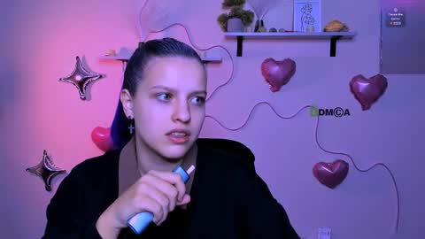 tessa_tea online show from February 12, 12:45 am