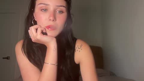 tessadovee online show from September 15, 11:45 pm