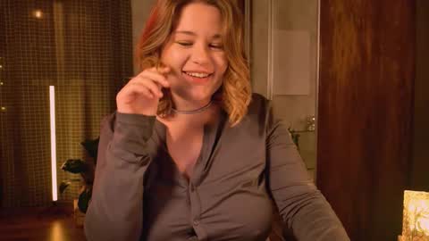 TESSA online show from October 1, 7:30 pm