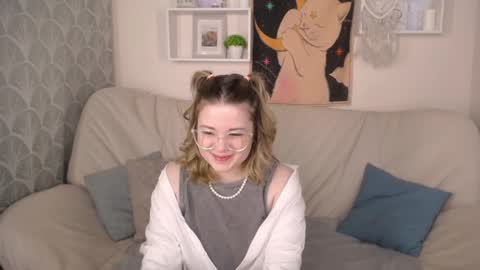 TESSA online show from December 28, 3:26 am