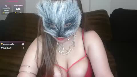 Busty Sandra online show from February 14, 10:56 pm