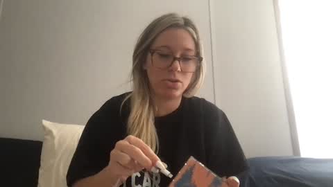 Daphne Summers online show from September 12, 5:42 pm