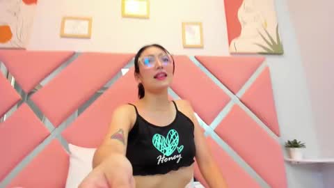 Thaily online show from March 7, 7:38 pm