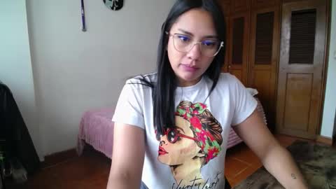    online show from September 30, 5:40 pm