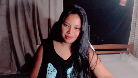 Mae online show from September 13, 9:01 pm