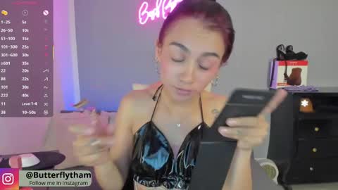 thamara_cooper_ online show from April 14, 6:02 am