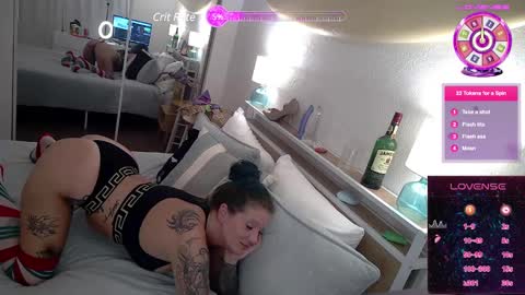 lina luna online show from December 14, 8:56 am