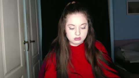 raissa online show from April 19, 6:10 pm