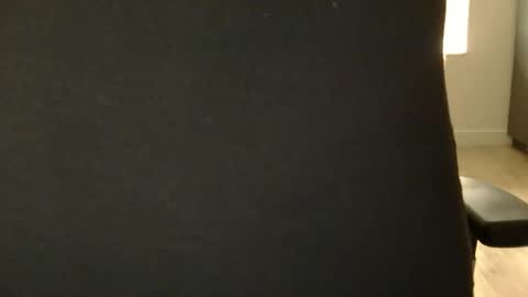 Thee Bustiest Bella online show from January 11, 8:25 pm