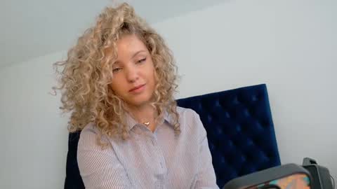 Lily Marie online show from September 15, 8:49 pm