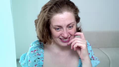 Ella online show from March 2, 8:27 am