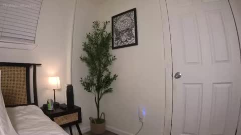 naturallovers online show from June 3, 1:18 am