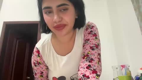 therealcamilabaddie online show from February 19, 4:55 am