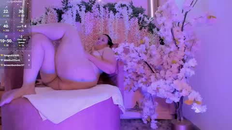 Lexxy online show from November 24, 3:36 pm