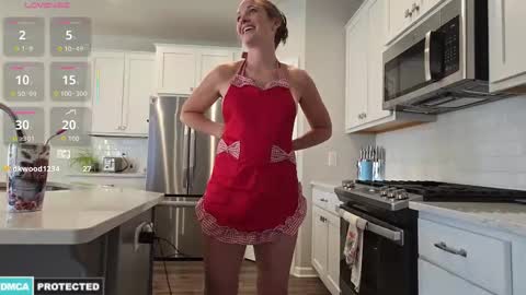 thing1_and_thing2 online show from October 29, 1:58 pm