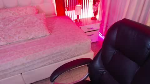 LIA online show from February 5, 11:57 am