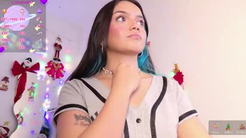 Tiana Le online show from December 17, 1:22 am