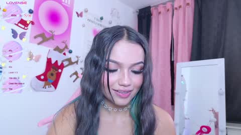 Tiana Le online show from January 17, 1:15 am