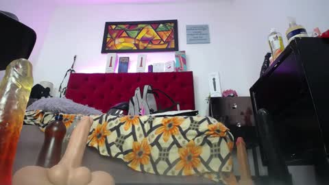 Tifanny Nails  online show from September 12, 12:12 pm