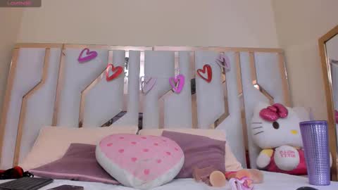    online show from February 20, 6:46 pm