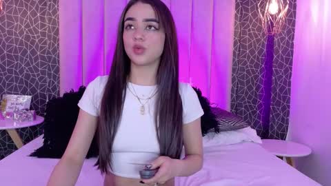 Tifanny  online show from December 3, 5:10 am