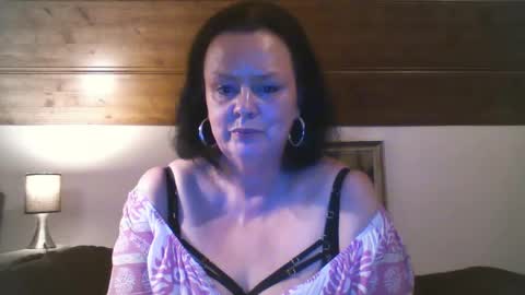 TiffanyMature online show from September 14, 8:51 pm