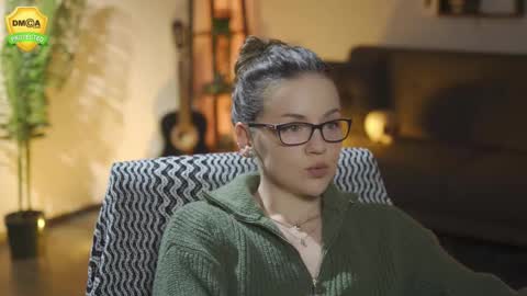 tiffanyriox online show from January 10, 2:16 am