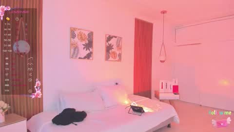 Tiffany online show from September 21, 1:32 pm