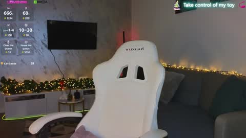 Helen online show from December 27, 7:14 pm