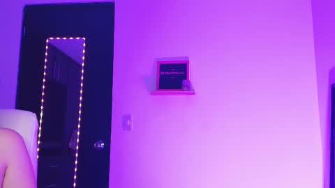 Tina  online show from March 11, 7:45 am