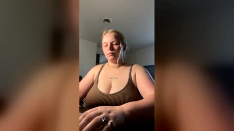 tinker0000 online show from May 10, 7:49 pm