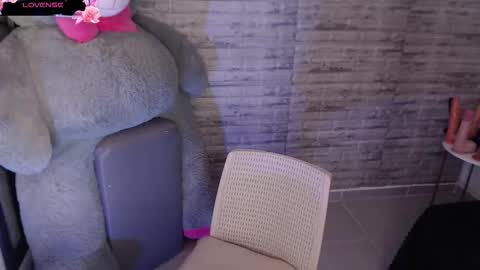 Tinna Goddess online show from January 12, 1:05 pm