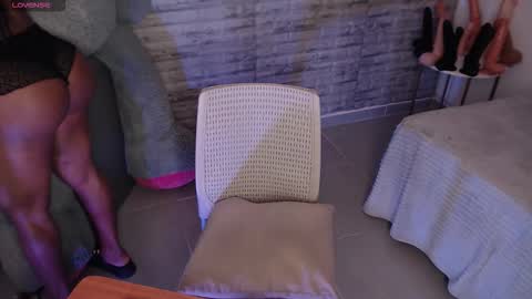 Tinna Goddess online show from November 25, 3:25 pm