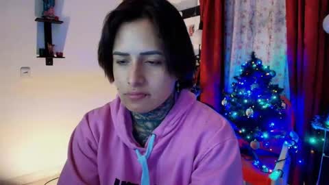 I AM BELLA  ----------- follow my  IG  TINNS 69 online show from December 23, 2:02 am