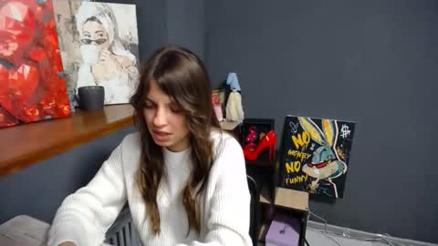 Gloria online show from October 2, 7:13 am