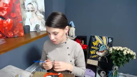 Gloria online show from December 4, 8:27 am